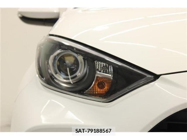 Toyota YARIS 2024-02 7360711-16