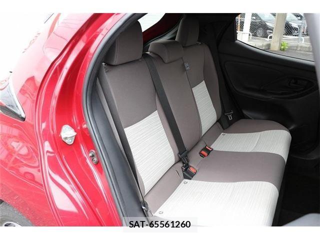 Toyota YARIS 2020-03 7360710-13