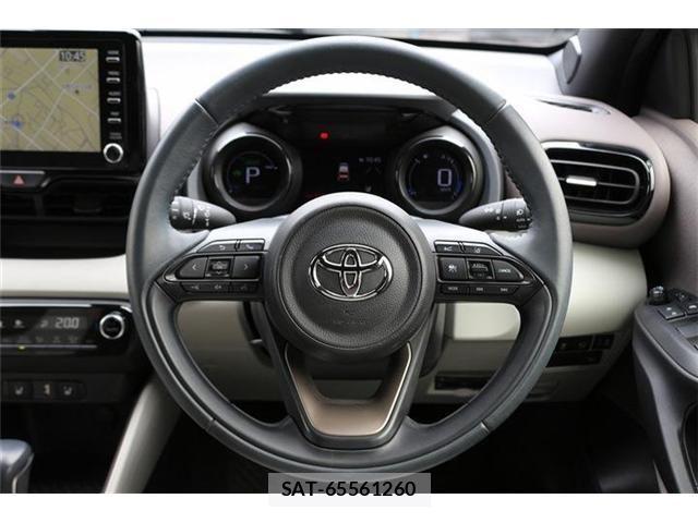 Toyota YARIS 2020-03 7360710-15