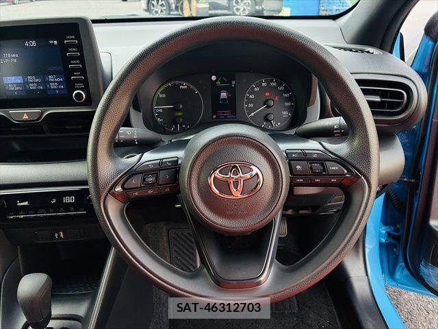 Toyota YARIS 2022-09 7360705-11