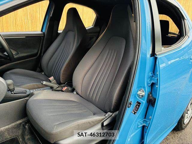 Toyota YARIS 2022-09 7360705-29