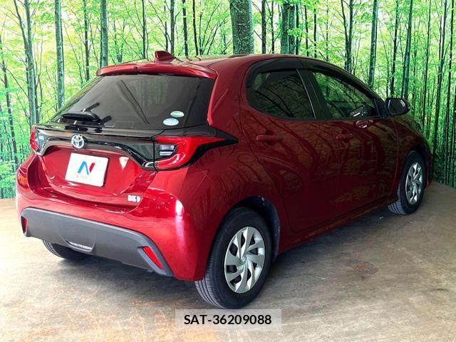 Toyota YARIS 2020-09 7360706-10
