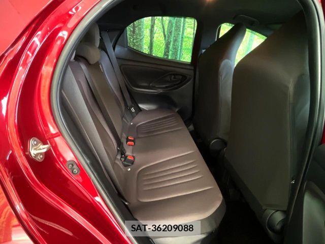 Toyota YARIS 2020-09 7360706-14