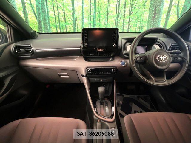 Toyota YARIS 2020-09 7360706-1