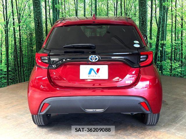 Toyota YARIS 2020-09 7360706-8