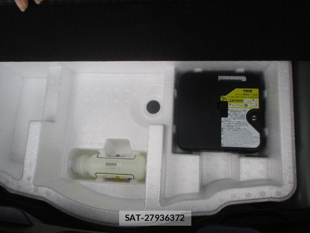 Toyota YARIS 2021-06 7395085-14