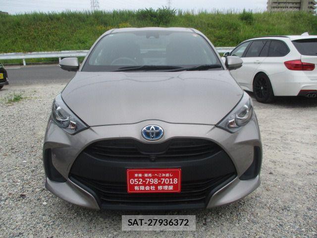 Toyota YARIS 2021-06 7395085-1
