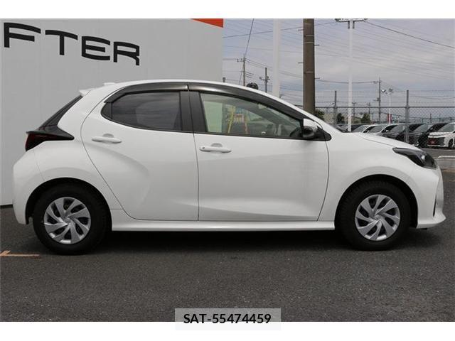 Toyota YARIS 2023-05 7395083-9