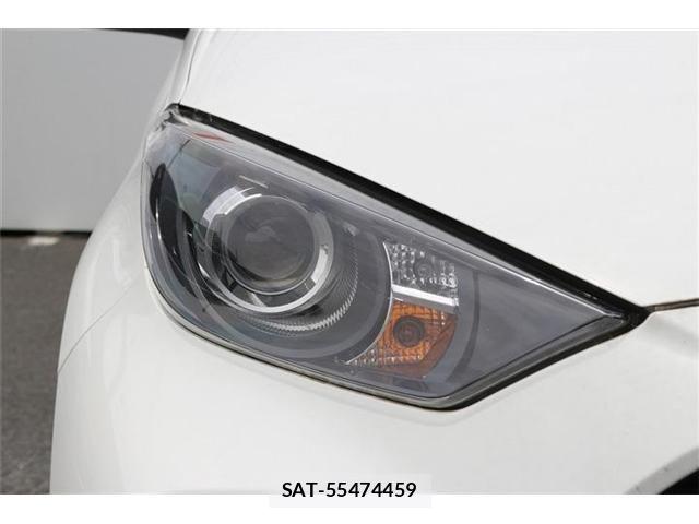 Toyota YARIS 2023-05 7395083-12