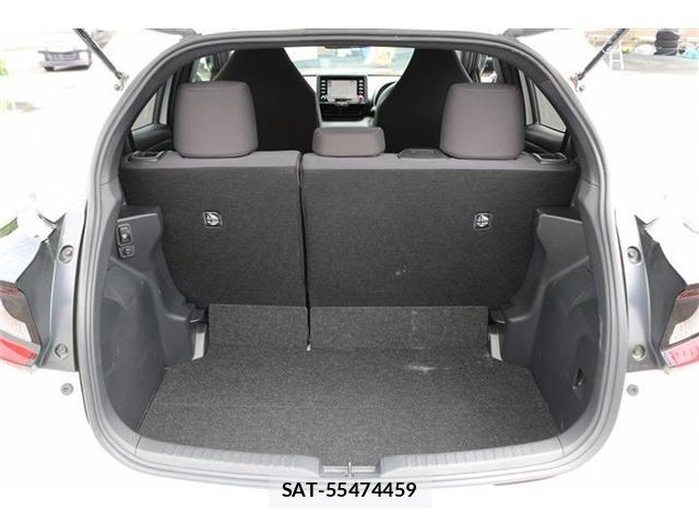 Toyota YARIS 2023-05 7395083-19