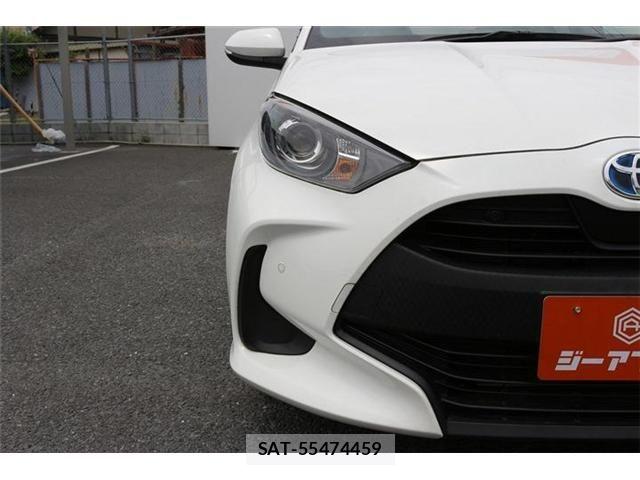 Toyota YARIS 2023-05 7395083-26