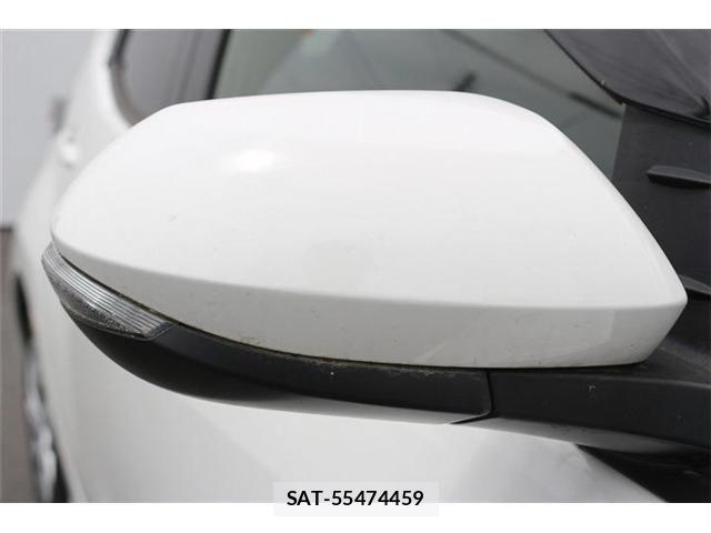 Toyota YARIS 2023-05 7395083-28