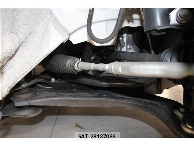 Toyota YARIS 2024-09 7395082-17