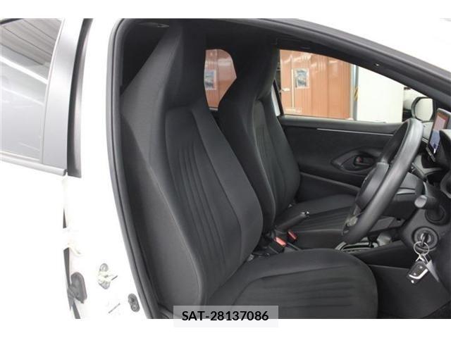 Toyota YARIS 2024-09 7395082-24