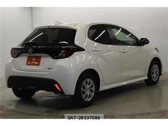 Toyota YARIS 2024-09 7395082-4