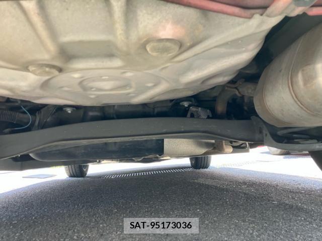 Toyota YARIS 2020-02 7459192-6