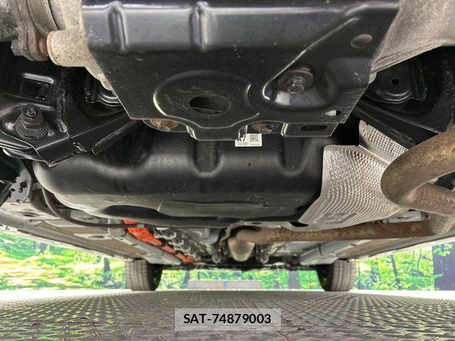 Toyota YARIS 2023-05 7459185-19