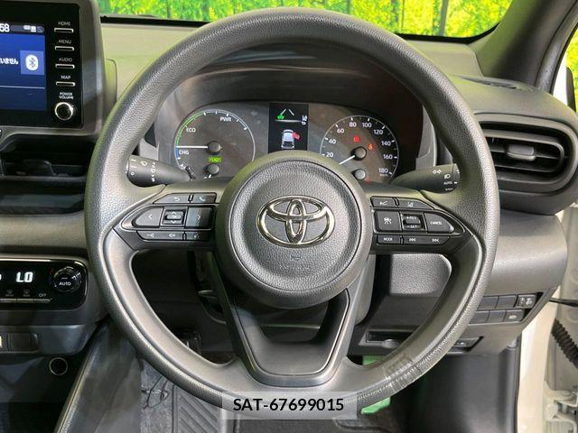 Toyota YARIS 2021-03 7459190-10