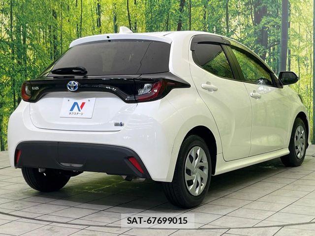 Toyota YARIS 2021-03 7459190-16