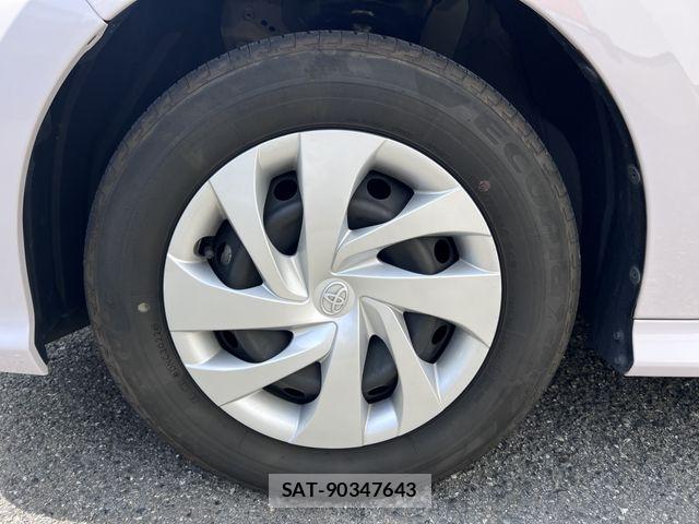 Toyota YARIS 2022-08 7459193-12