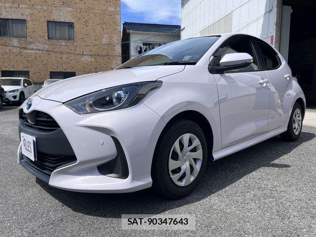 Toyota YARIS 2022-08 7459193-3