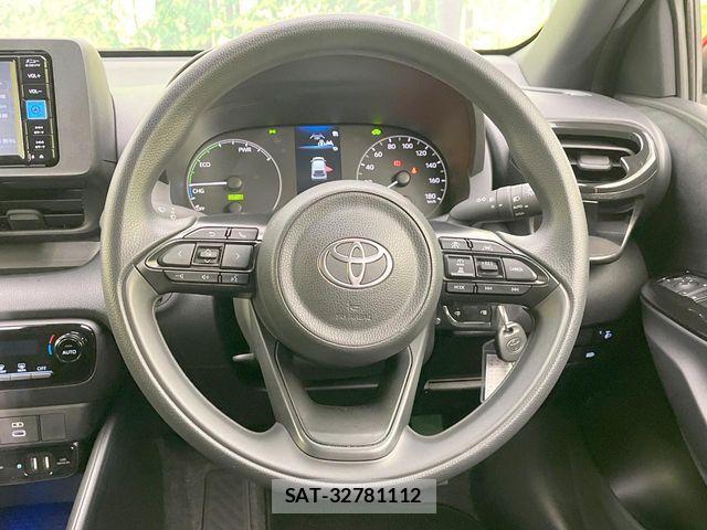 Toyota YARIS 2024-09 7459182-10