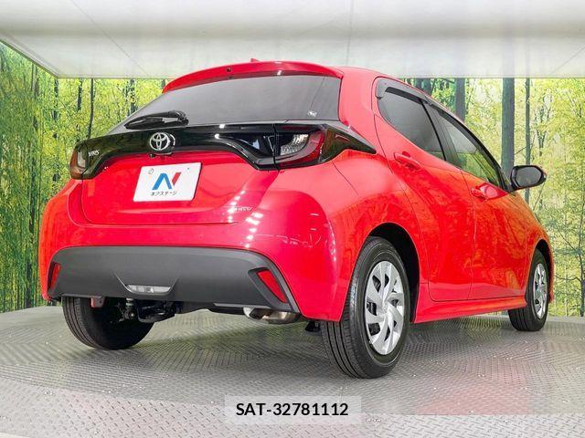 Toyota YARIS 2024-09 7459182-16