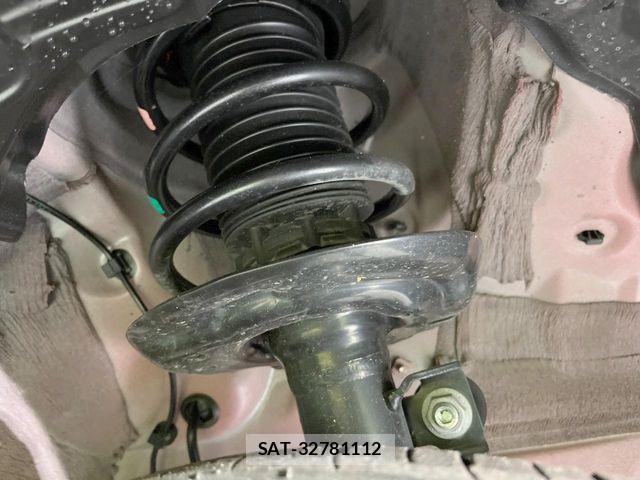 Toyota YARIS 2024-09 7459182-19
