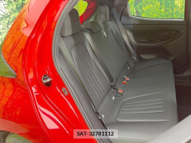 Toyota YARIS 2024-09 7459182-8