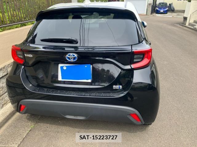 Toyota YARIS 2020-07 7459188-9