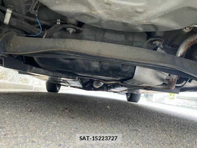 Toyota YARIS 2020-07 7459188-11