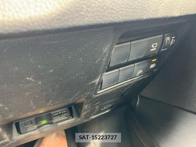 Toyota YARIS 2020-07 7459188-29