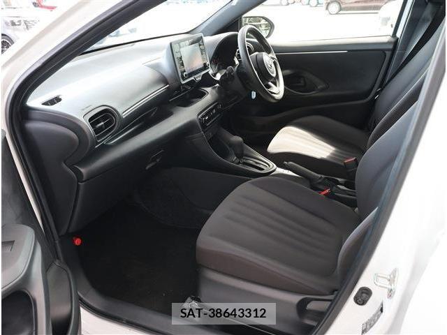 Toyota YARIS 2023-02 7459187-14