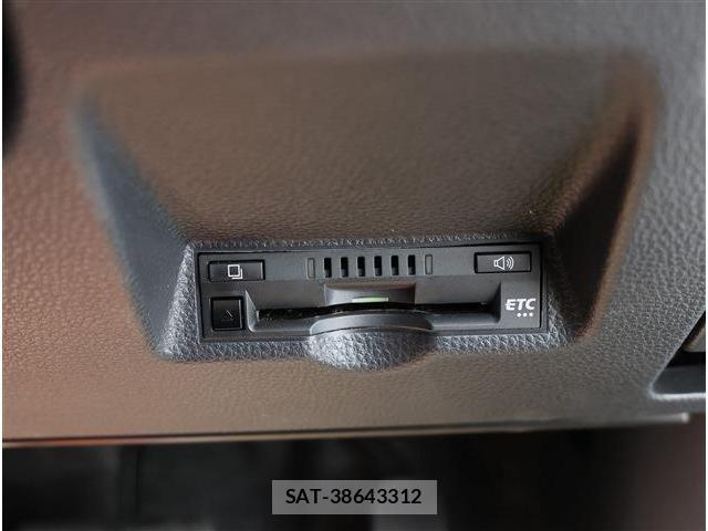 Toyota YARIS 2023-02 7459187-4