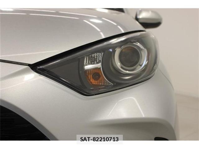 Toyota YARIS 2024-01 7459191-11