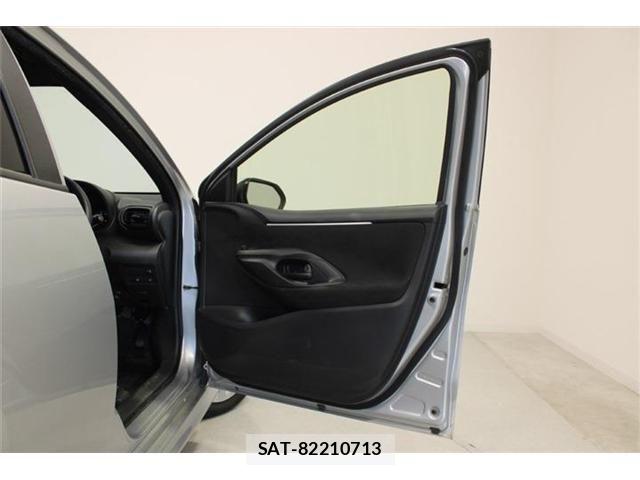 Toyota YARIS 2024-01 7459191-25