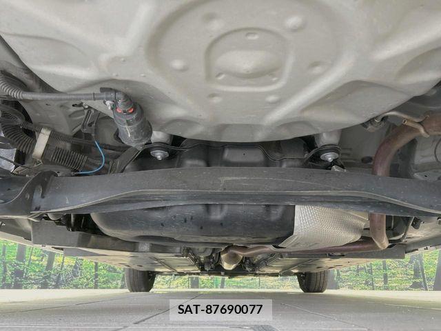 Toyota YARIS 2023-07 7459184-19