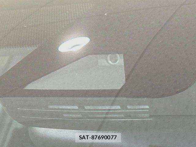 Toyota YARIS 2023-07 7459184-4