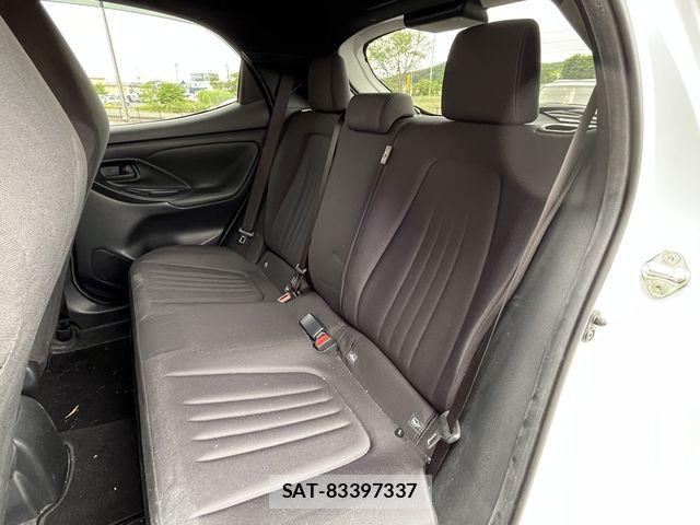 Toyota YARIS 2023-02 7459186-9