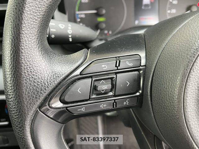Toyota YARIS 2023-02 7459186-16