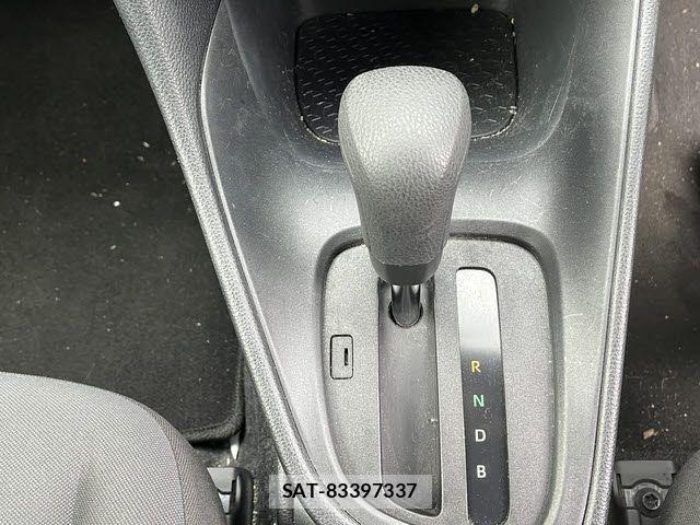 Toyota YARIS 2023-02 7459186-19