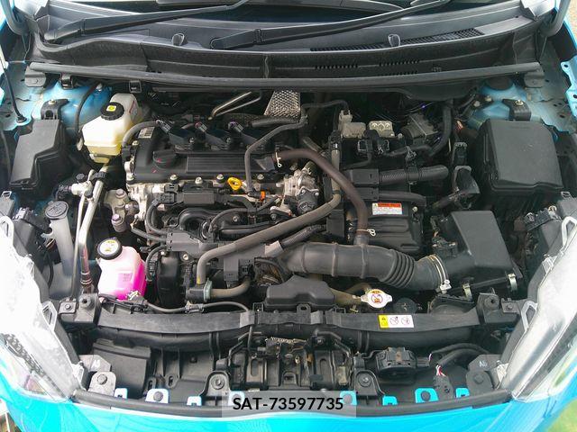 Toyota YARIS 2023-08 7459183-19
