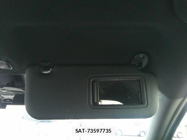 Toyota YARIS 2023-08 7459183-21