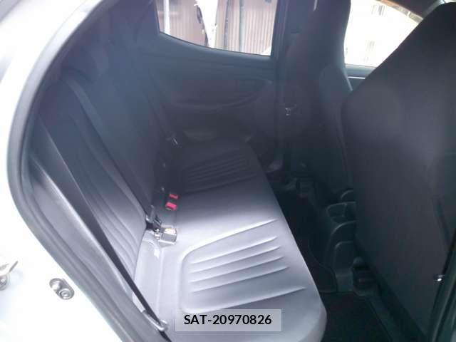 Toyota YARIS 2023-02 7504168-22