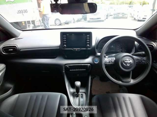 Toyota YARIS 2023-02 7504168-8