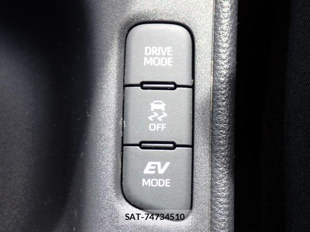 Toyota YARIS 2021-04 7510602-9