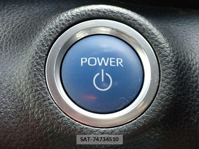 Toyota YARIS 2021-04 7510602-11