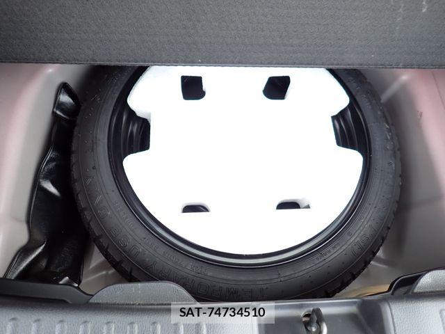 Toyota YARIS 2021-04 7510602-21