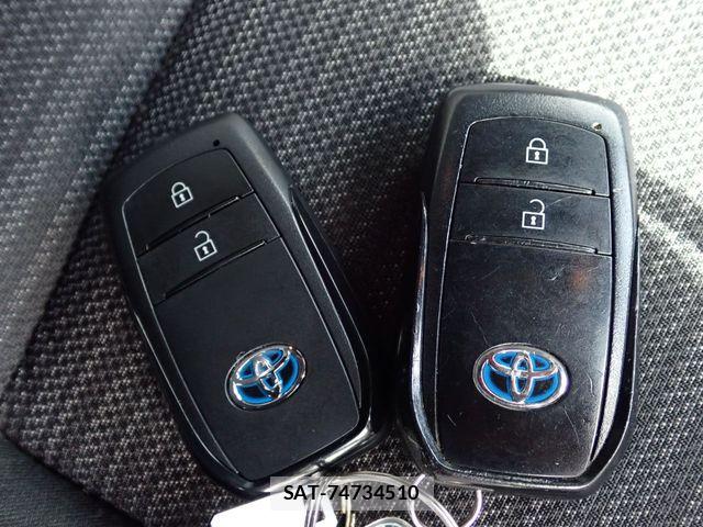Toyota YARIS 2021-04 7510602-22