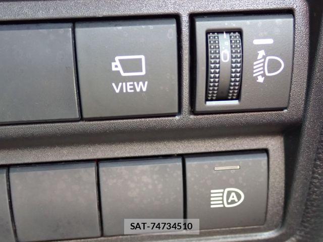 Toyota YARIS 2021-04 7510602-8